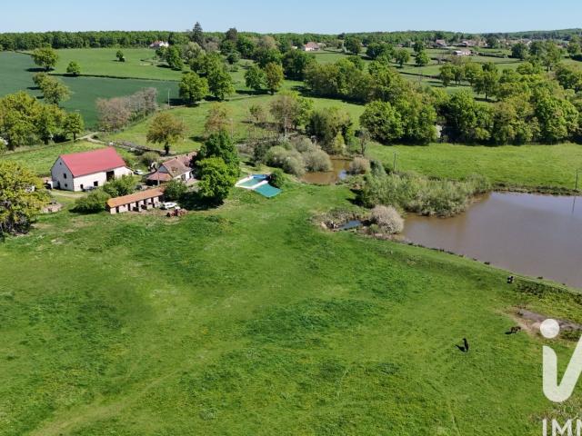 Vente Maison/villa 8 pièces 221m² Saint Hilaire