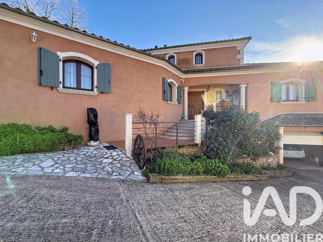 Vente Maison/villa 8 pièces 267m² Flassans sur Issole