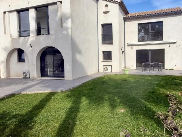 Vente Maison/villa 9 pièces