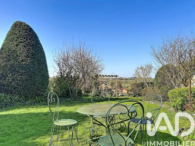 Vente Maison/villa 11 pièces 269m² Parthenay