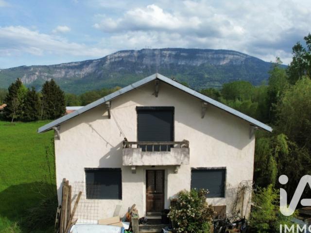 Location Bureaux 179 m²