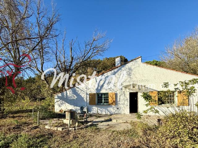 VENTE MAISON 3 CHAMMBRES PROCHE AIGUES MORTES