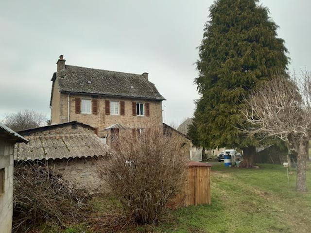 Vente Maison 3 pièces 120 m2 Ladinhac