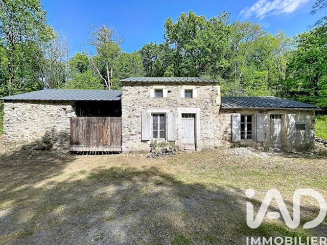 Vente Maison 3 pièces 138 m2 Beugnon Thireuil