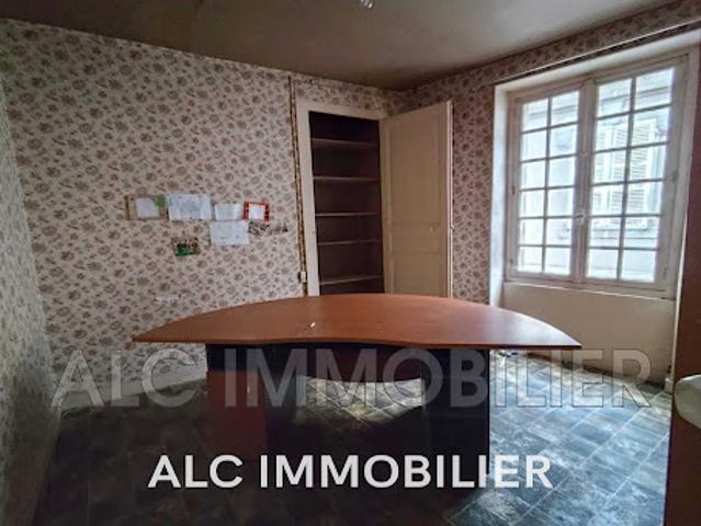 Vente Maison 3 pièces 130 m2 Fresnay sur Sarthe