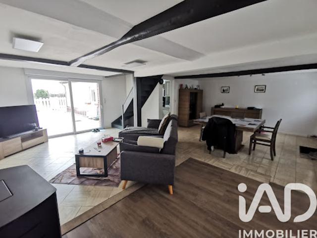 Vente Maison 3 pièces 146 m2 Le Quesnel