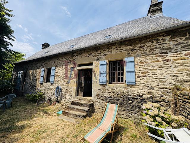 Vente Maison 3 pièces 156 m2 Marcillac la Croisille