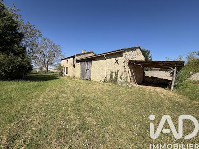 Vente Maison 3 pièces 157 m2 Champigny en Rochereau