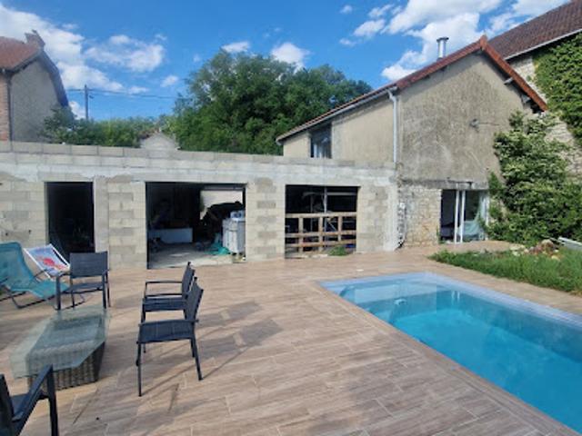 Vente Maison 3 pièces 150 m2 Lorrez le Bocage Préaux
