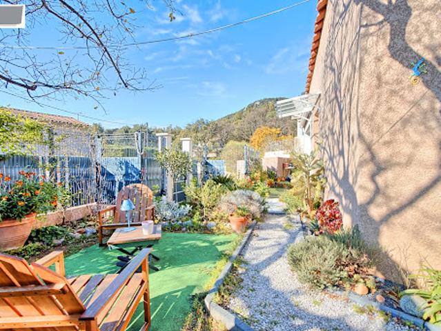 Vente Maison 3 pièces 57 m2 Le Revest les Eaux