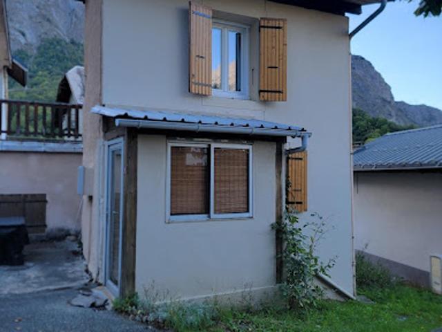 Vente Maison 3 pièces 59 m2 Saint Martin d'Arc