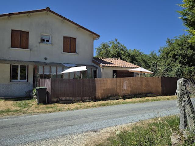 Vente Maison 3 pièces 60 m2 Saint Saud Lacoussière