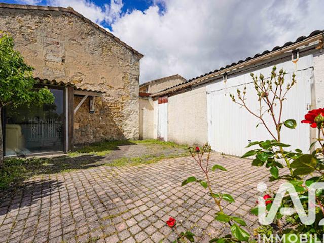 Vente Maison 3 pièces 63 m2 Cussac Fort Médoc