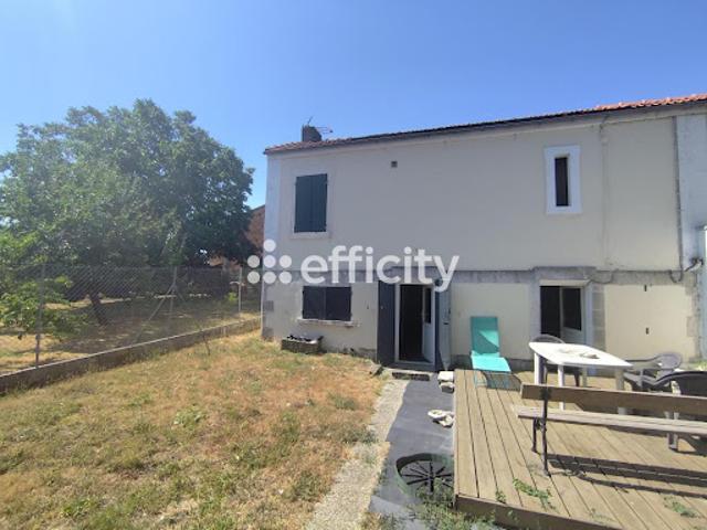 Vente Maison 3 pièces 64 m2 Saintes