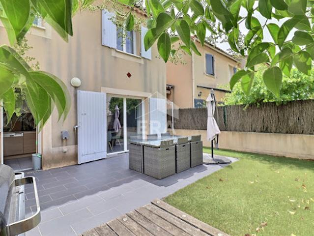 Vente Maison 3 pièces 65 m2 Saint Cannat