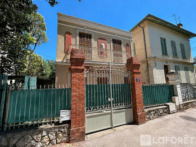 Vente Maison 3 pièces 66.7 m2 Hyeres