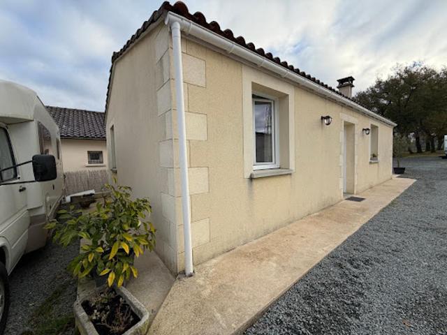 Vente Maison 3 pièces 67 m2 Saintes