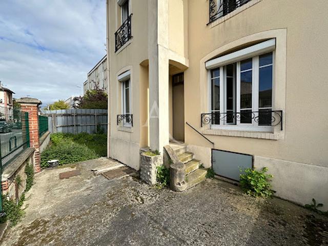 Vente Maison 3 pièces 68 m2 Courbevoie