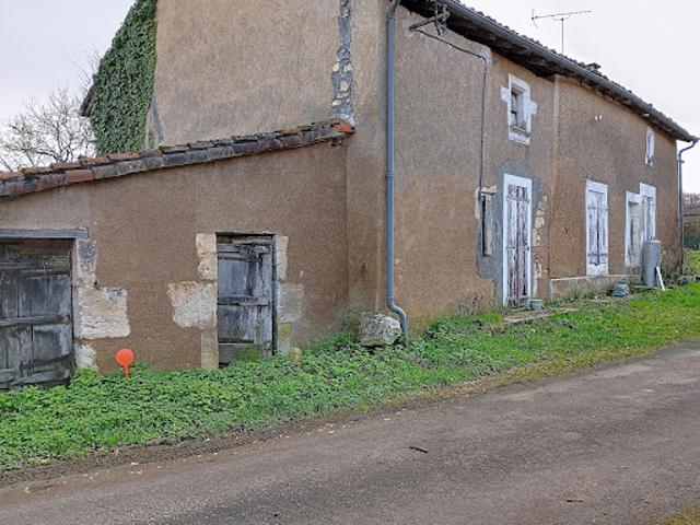 Vente Maison 3 pièces 70 m2 Charras