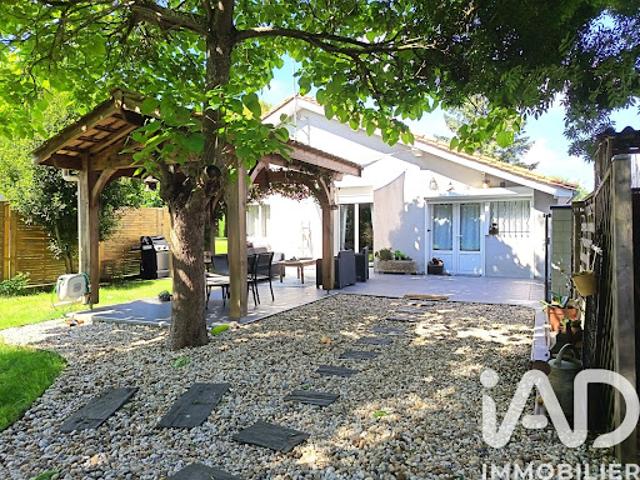 Vente Maison 3 pièces 70 m2 Saint Seurin sur l'Isle