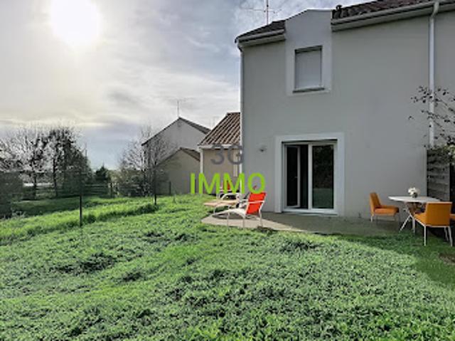 Vente Maison 3 pièces 71.33 m2 Fontenay le Comte