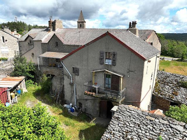Vente Maison 3 pièces 72 m2 Saint André de Vézines
