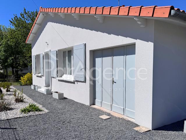 Vente Maison 3 pièces 74.2 m2 Royan