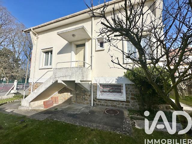 Vente Maison 3 pièces 74 m2 Sainte genevieve des bois