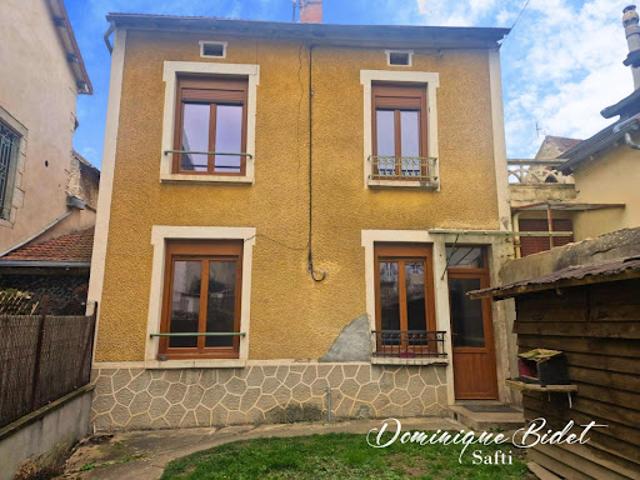 Vente Maison 3 pièces 77 m2 Ebreuil