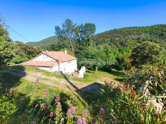 Vente Maison 3 pièces 77 m2 Saint Etienne d'Albagnan