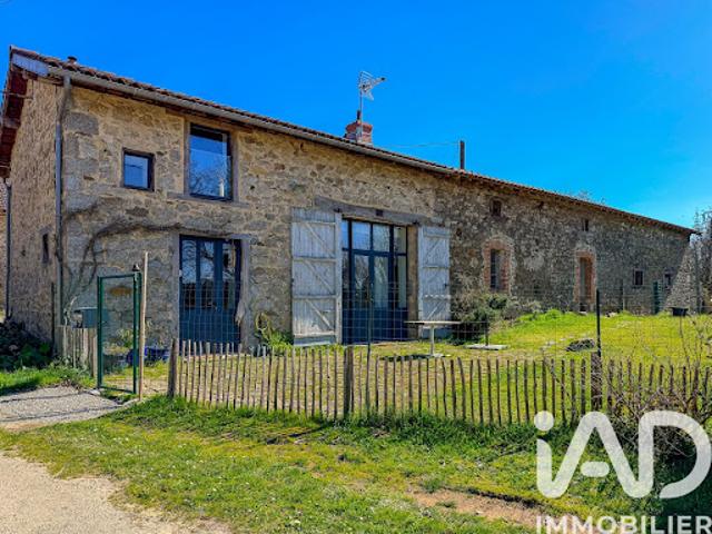 Vente Maison 3 pièces 78 m2 Champnétery