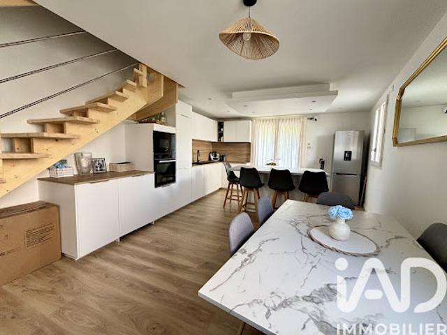 Vente Maison 3 pièces 80 m2 Savigny