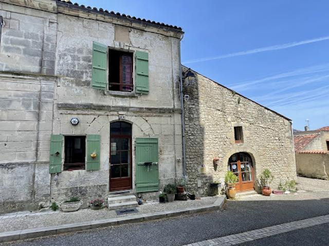 Vente Maison 3 pièces 80 m2 Saint Savinien