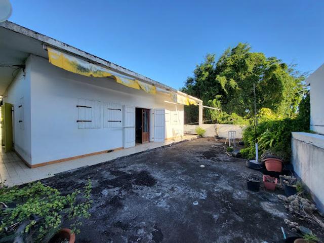 Vente Maison 3 pièces 80 m2 Saint Pierre