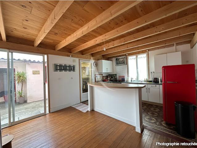 Vente Maison 3 pièces 81.1 m2 Rochefort