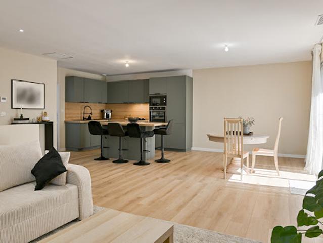 Vente Maison 3 pièces 81 m2 Le Puy Sainte Réparade