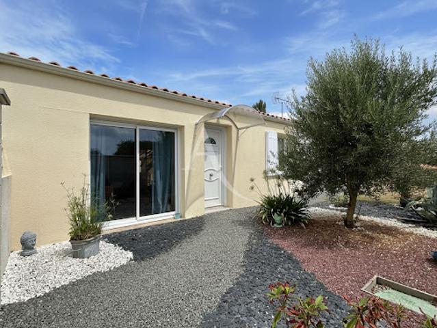 Vente Maison 3 pièces 83 m2 Saint Etienne de Brillouet