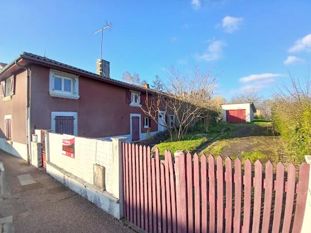Vente Maison 3 pièces 83 m2 Roumazières Loubert