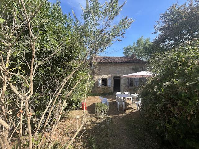 Vente Maison 3 pièces 85 m2 Cellefrouin