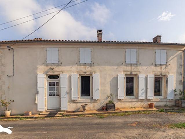 Vente Maison 3 pièces 91 m2 Tonnay Charente