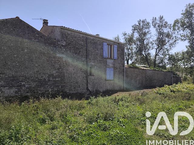 Vente Maison 3 pièces 92 m2 Lozay