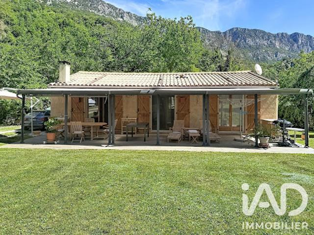 Vente Maison 3 pièces 96 m2 Roquestéron Grasse