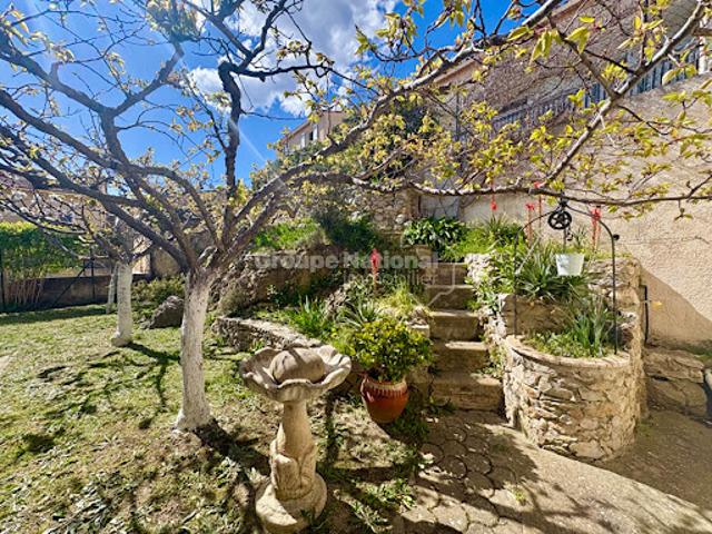 Vente Maison 3 pièces 97 m2 Le Rove