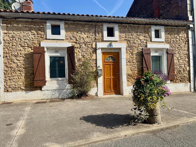 Vente Maison 3 pièces 97 m2 Saint Vite
