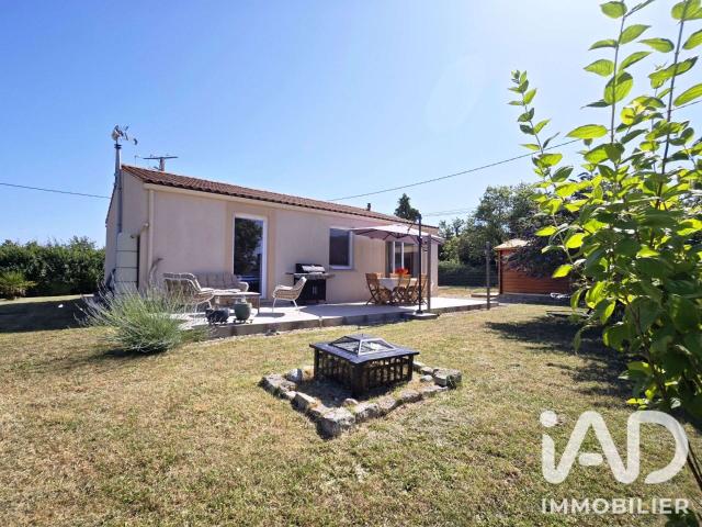 Vente maison 3 pièces Contré 17