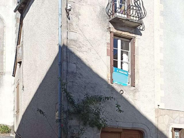 Vente maison 3 pièces Salles Curan 12