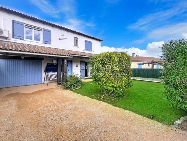 Maison indépendante avec jardin et garage – Le Muy Rien à pr