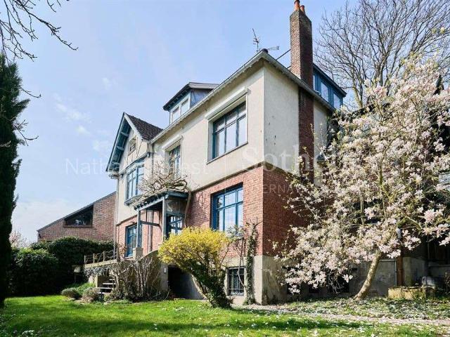 Vente maison 10 pièces Mons en Baroeul 59