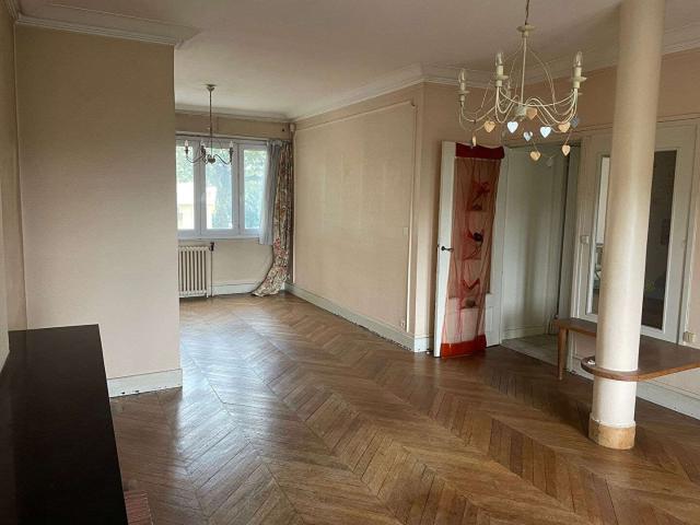 Vente maison 10 pièces Nantes Rond Point de Paris Blanche de Castille 44