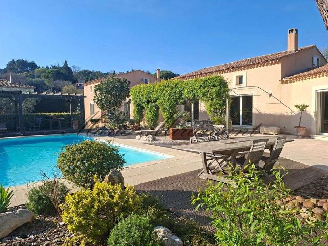Vente maison 10 pièces Avignon 84